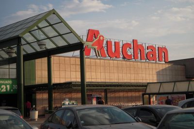 Pioggia di decreti ingiuntivi su Auchan