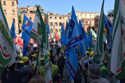 #FuoriServizio, 6 maggio: le immagini dello sciopero