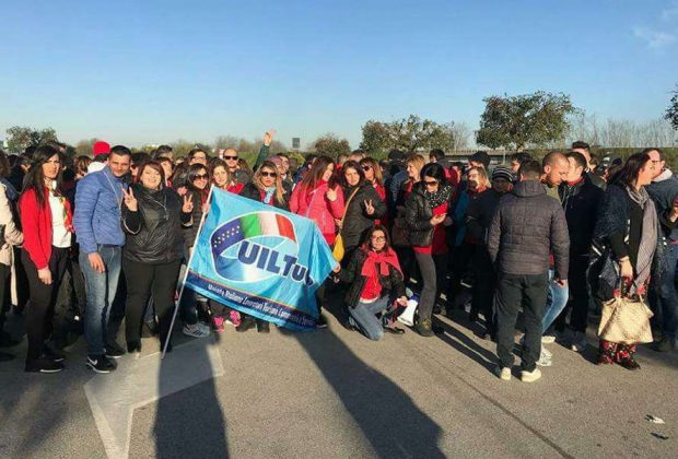 Sciopero e manifestazioni, Auchan all'angolo