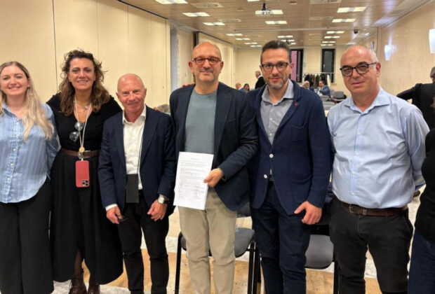 Lavoro Domestico, siglato il rinnovo del Ccnl applicato ad oltre 817mila assistenti familiari